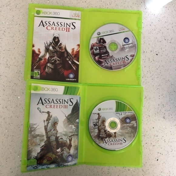 🎮 Xbox 360 Assassins Creed Video Game Bundle - Picture 3 of 4